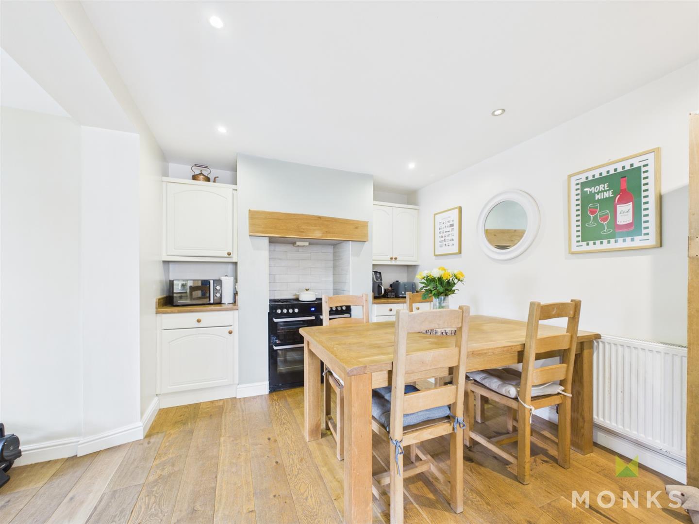 28 The Terraces, Oswestry, SY10 9NB For Sale